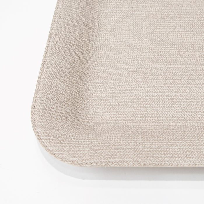 PLASTIC TRAY MEDIUM BRAID LATTE 44CMX33CM (202107455)